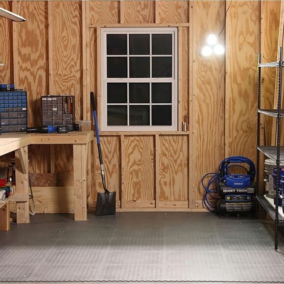 Maxx Blast Ultra-Bright LED Garage Light With Adjustable Panels - Picture 4 of 9